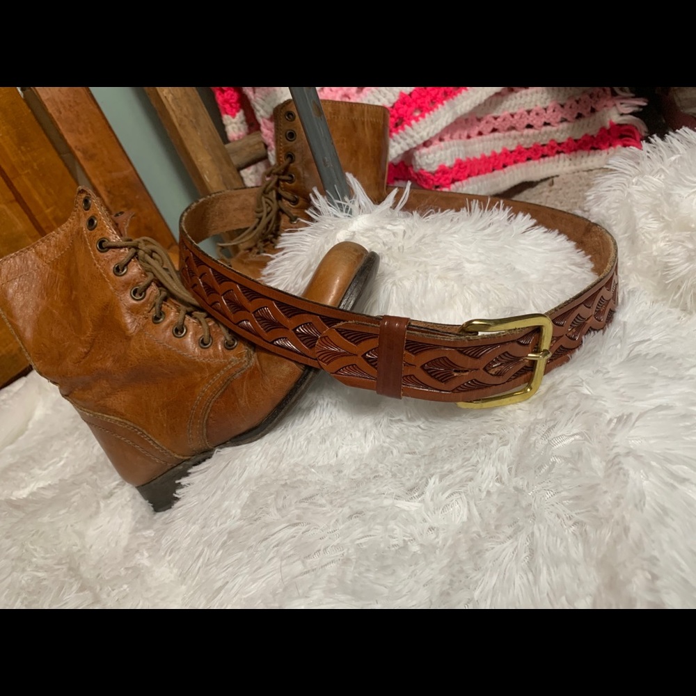 Tooled leather belt